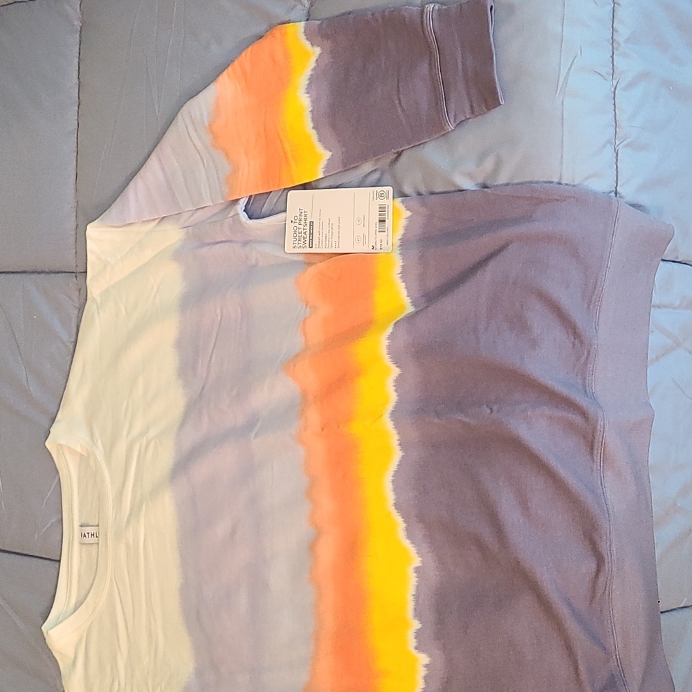 NWT Athleta Studio to Street Print Sweatshirt (Medium)